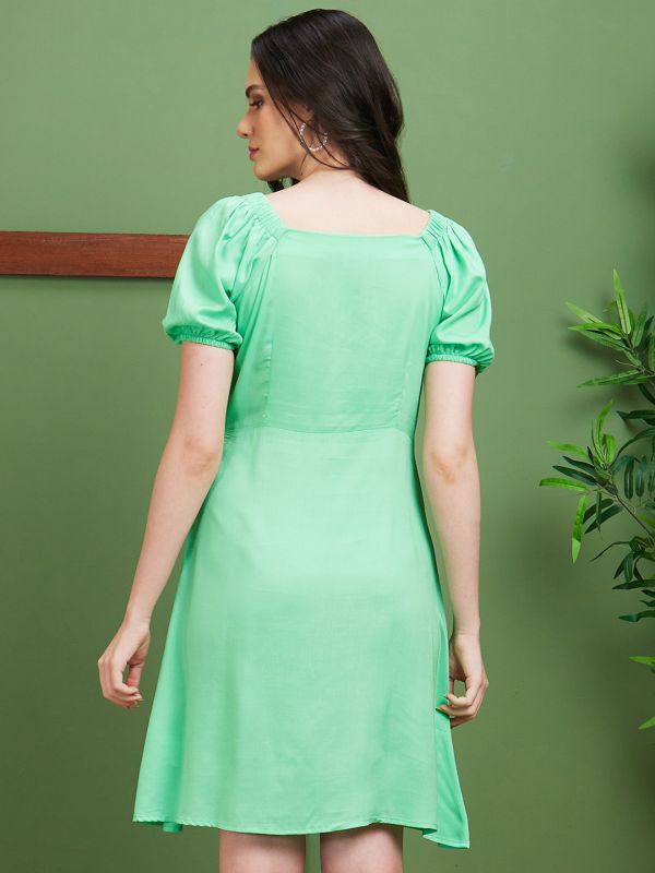 Globus Women Green Solid Sweetheart Neck A-Line Casual Dress