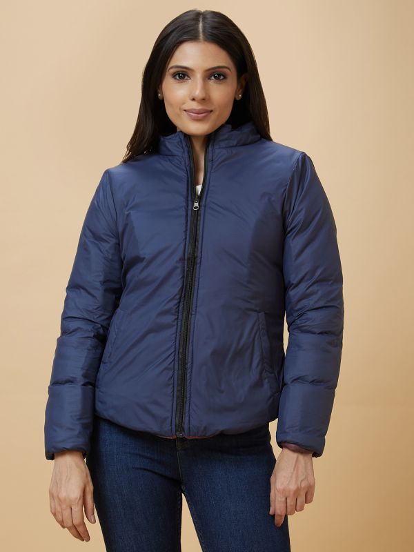 Globus Women Wine Solid Side Pockets Puffer Jacket