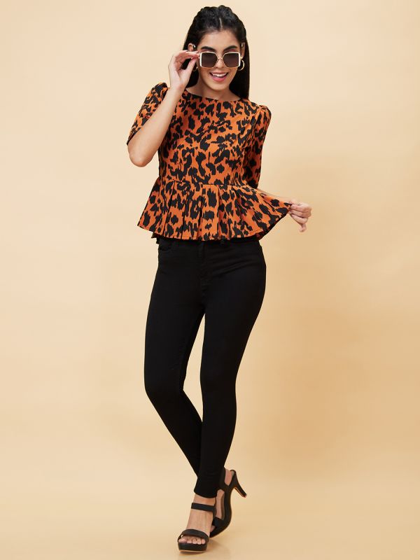 Globus Women Rust Animal Print Puff Sleeves Pleated Peplum Top