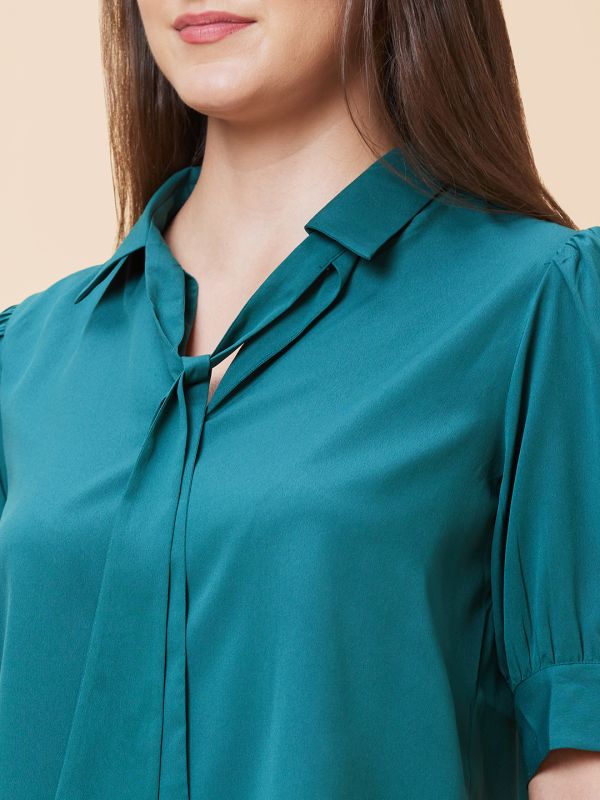 Globus Women Green Solid Tie-Up Collar Casual Top