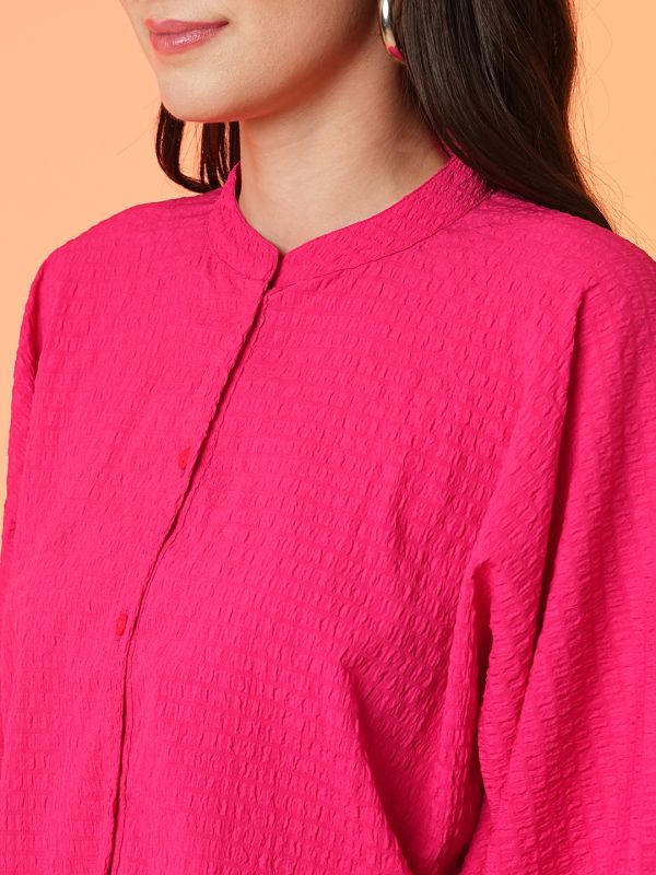 Globus Women Fuchsia Mandarin Collar Batwing Sleeves Structured Shirt Style Top