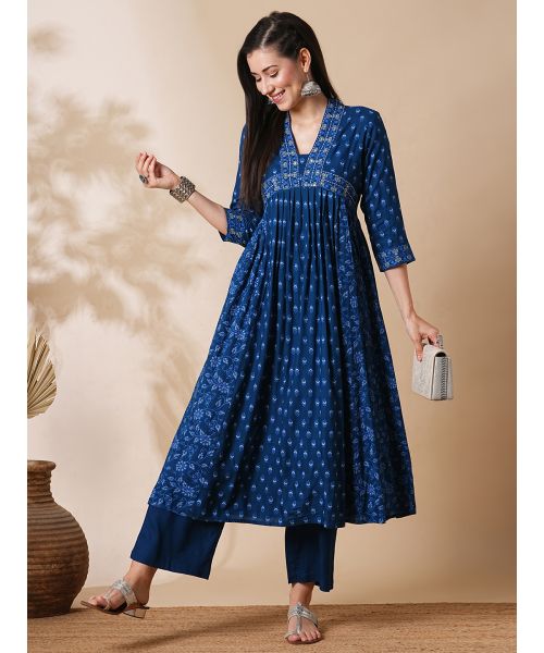 Yash Gallery A Line Kurta Dress Globus Women Blue Allover Printed Pleated  Panelled A-Line Kurta With Narrow Pants Workwear Set
