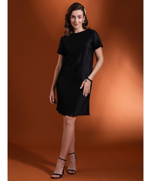 Globus Women Black Self Textured Round Neck Short Sleeves Sheath Workwear  Dress