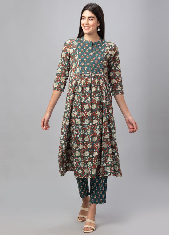 Globus Women Green Mandarin Collar Printed Panelled Kurta Set with Trouser