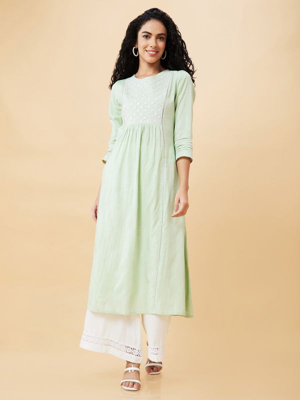 Globus Women Ivory Solid Flared Palazzo