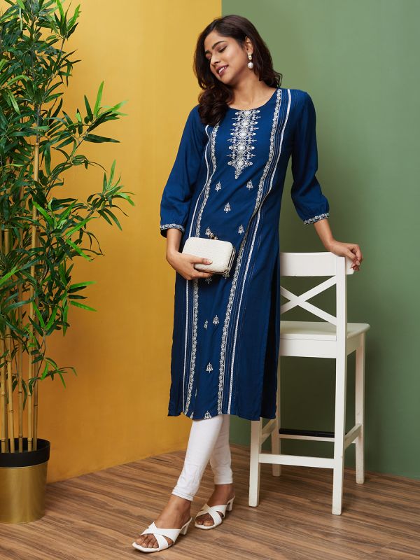 Globus Women Blue Embroidered Round Neck Regular Kurta