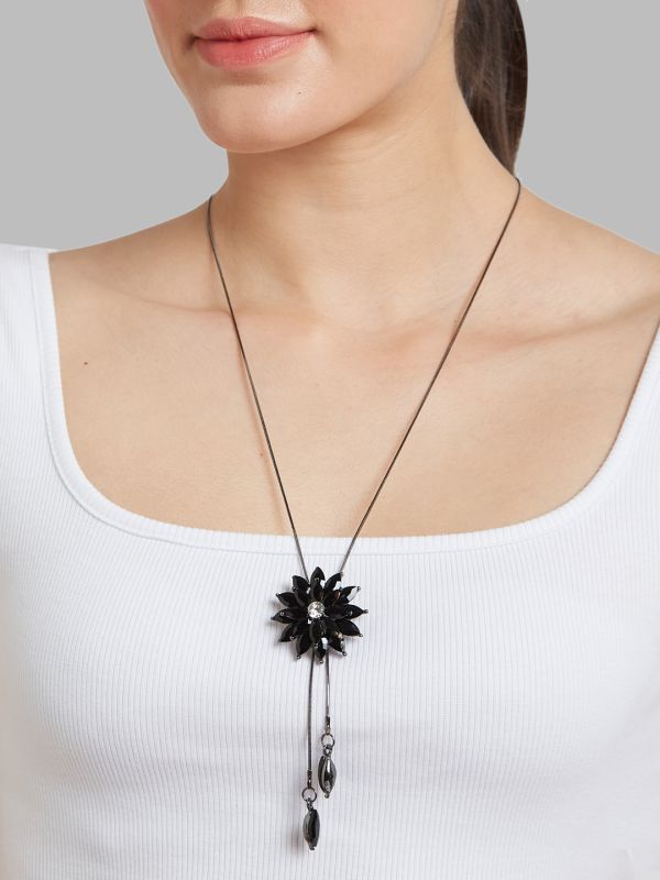 Globus Women Silver-Plated Minimal Necklace