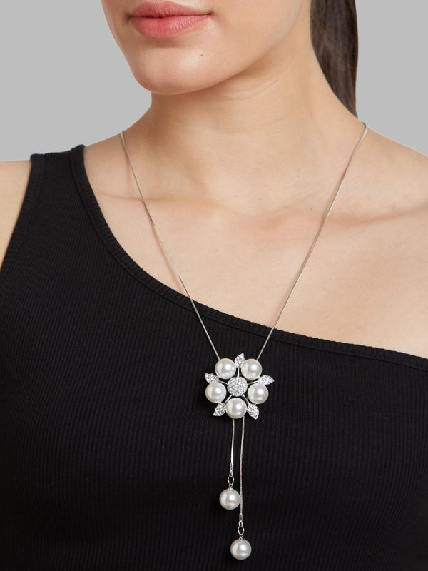Globus Women Silver-Plated Minimal Necklace