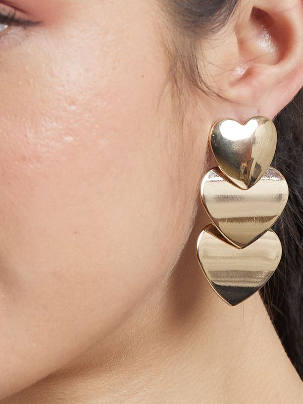 Globus Women Gold-Plated Heart Shaped Drop Earrings