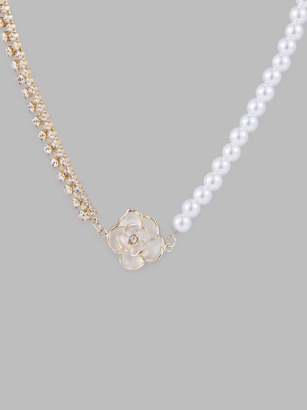 Globus Women Gold-Plated Statement Necklace