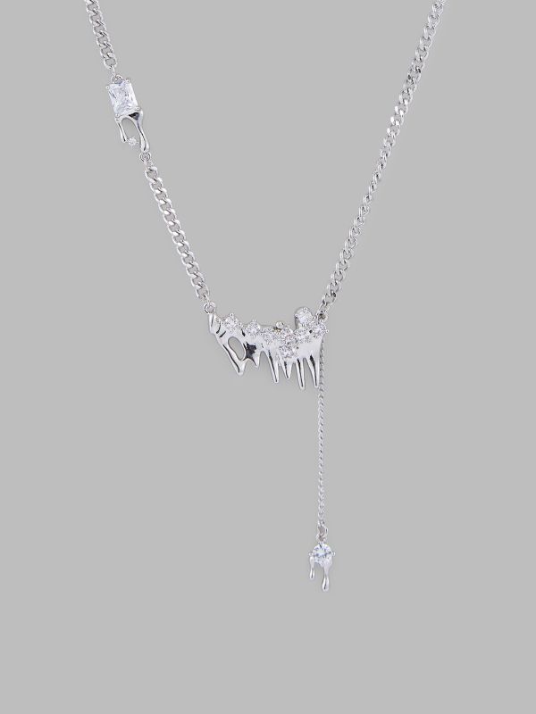 Globus Women Silver-Plated Statement Necklace