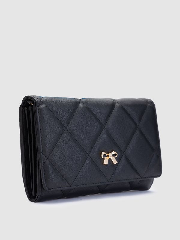 Globus Women Black Textured Vegan Leather Envelope Wallet with Bow Detail