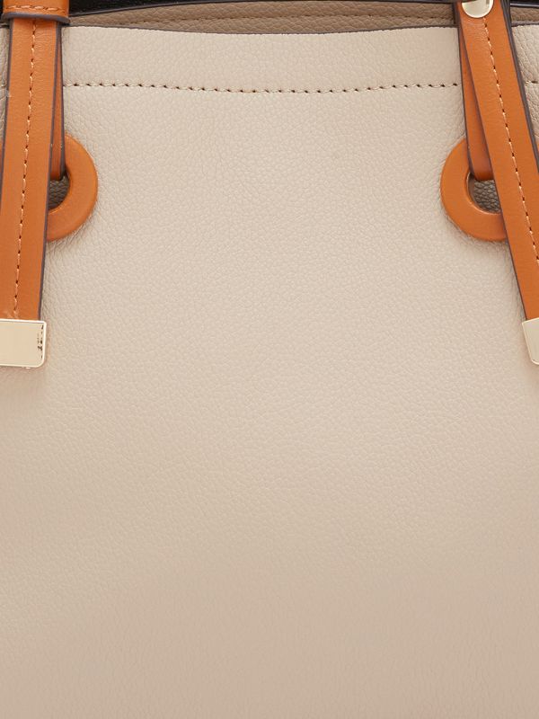 Globus Women Brown Textured Casual Handheld Bag
