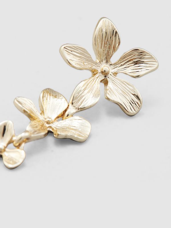 Globus Women Gold-Plated Floral Drop Earrings