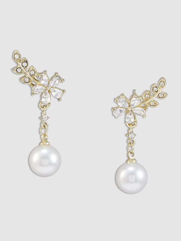 Globus Women Gold-Plated Leaf Shaped Drop Earrings