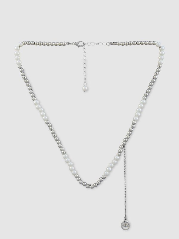 Globus Women Silver-Plated Pearls Statement Necklace