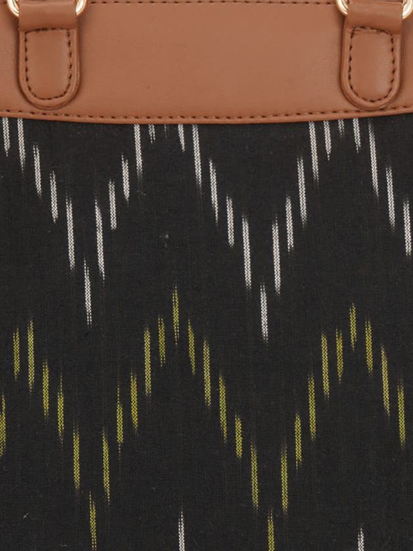 Globus Women Black Vegan Leather Ikat Abstract Print Double Handle Handheld Bag