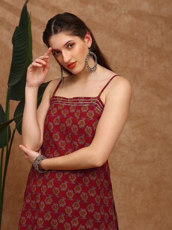 Globus Women Maroon Square Neck Strappy Shoulder Floral Print Gotta Lace Straight Kurta With Wide Leg Pants Fusion Set