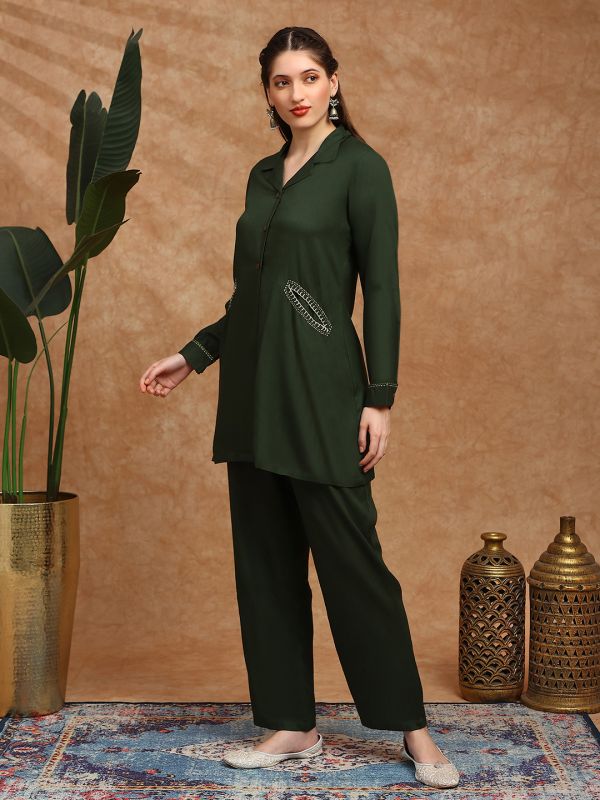 Globus Women Olive Cuban Collar Cuffed Sleeves Embroidered Detail Pockets Shirt Style Tunic & Trousers Co-Ord Set