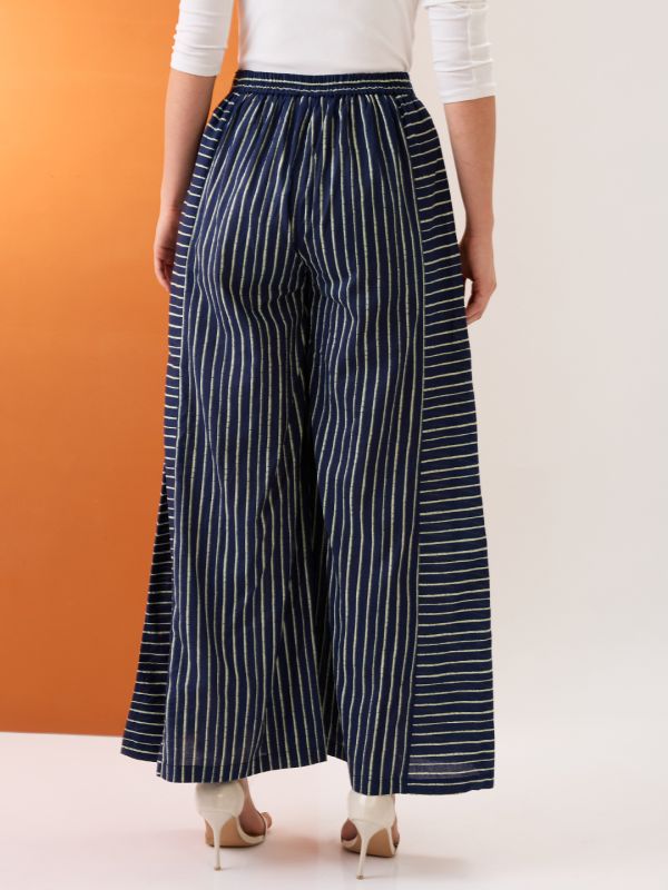 Globus Women Indigo Variegated Stripes Button Detail Mid-Rise Flared Fusion Palazzos