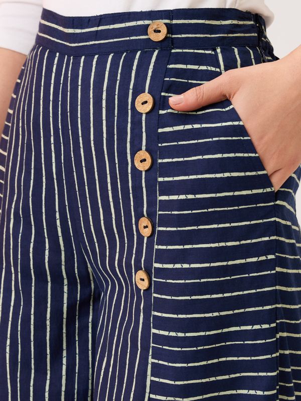 Globus Women Indigo Variegated Stripes Button Detail Mid-Rise Flared Fusion Palazzos