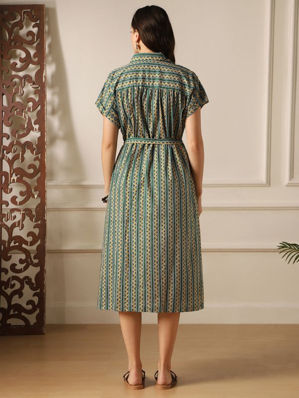 Globus Women Green Ethnic Print Collared Neck Extended Sleeves Belted Shirt Style Midi Dress