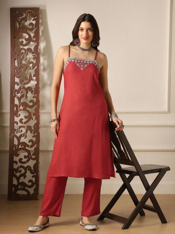 Globus Women Rust Square Neck Embroidered Detail Strappy Sleeves Straight Kurta & Pant Fusion Set