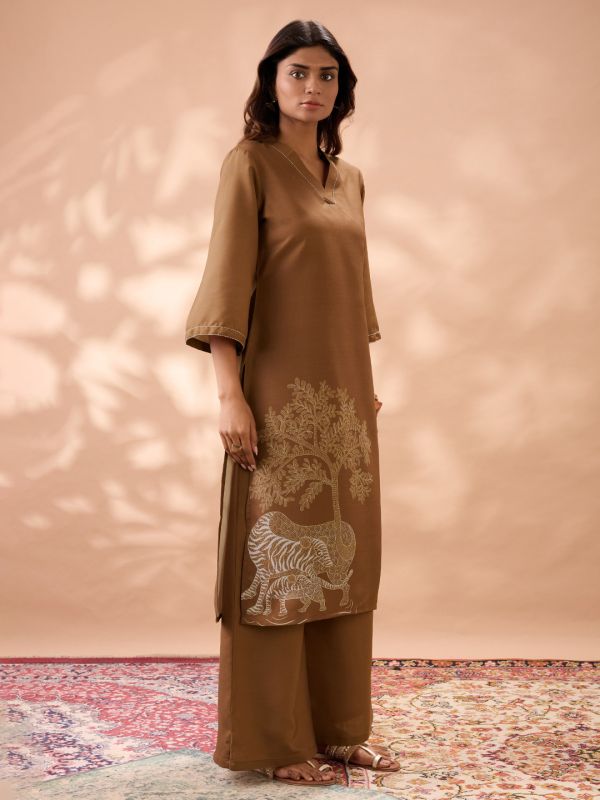 Globus Women Brown Gond Animal Print V-Neck Bell Sleeves Straight Kurta & Wide Leg Pant Set