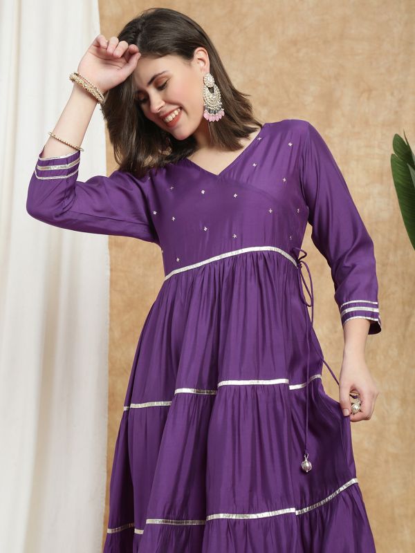Globus Women Purple Sequin Embellished V-Neck Gotta Lace Detail Waist Tie-Ups Fit & Flare Tiered Maxi Festive Dress