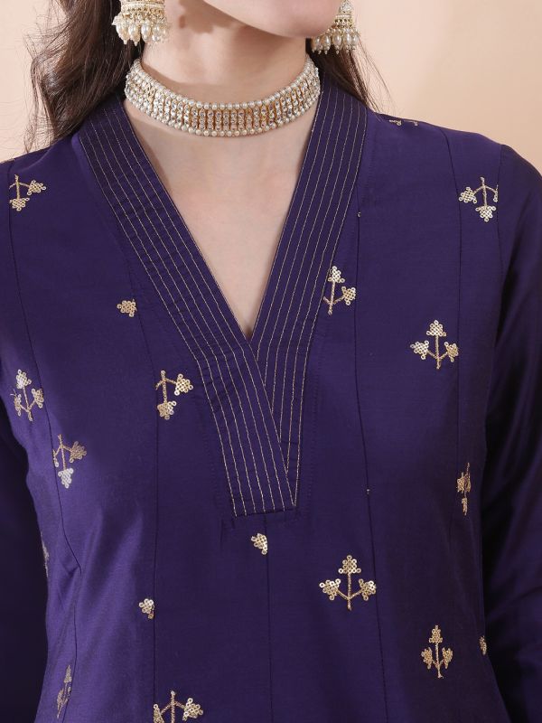Globus Women Purple V-Neck Sequinned Floral Embroidered Detail Flared Hem Panelled Anarkali Kurta With Pant Festive Set