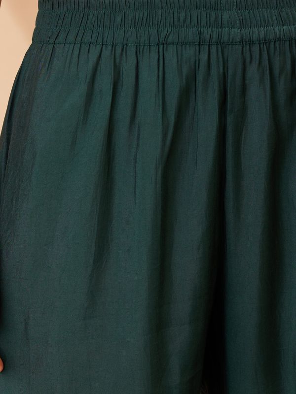 Globus Women Green Sleeveless Round Neck Gotta Lace hem Straight Kurta With Pant Festive Set