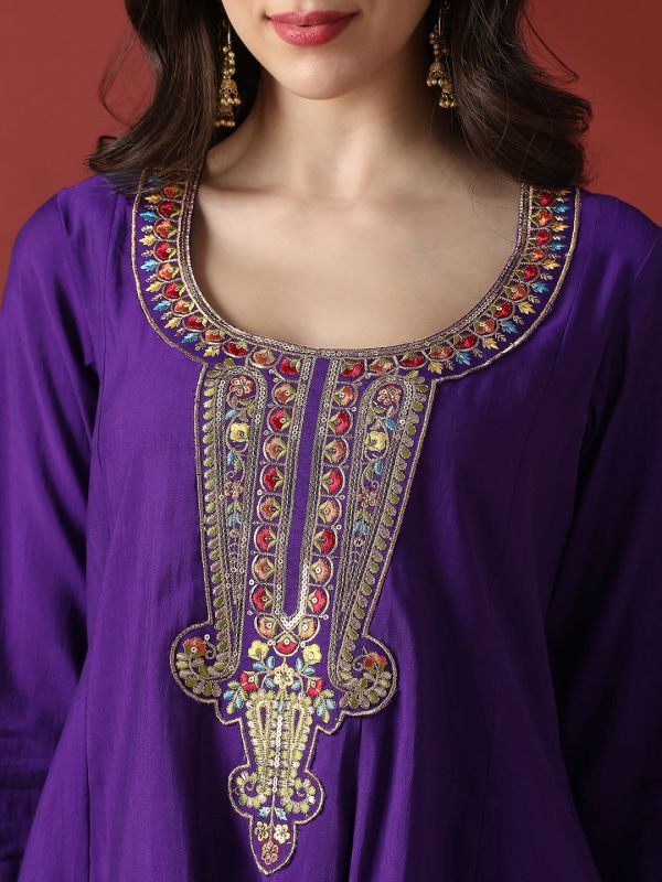Globus Women Purple Sequinned & Embroidered Yoke A-Line Tunic With Dhoti Pants Festive Co-Ord Set