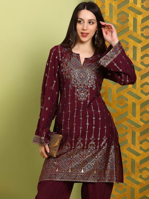 Globus Women Purple Round Neck Bell Sleeves Gold Foil Ethnic Print Straight Kurta With Dhoti Pants Festive Set