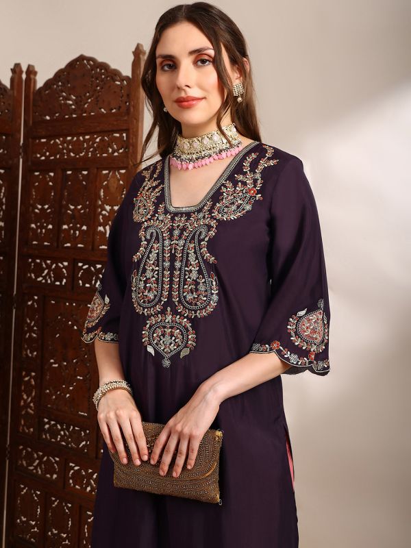 Globus Women Purple Zari Embroidered Yoke V-Neck Scalloped Bell Sleeves Straight Kurta With Pants Festive Set