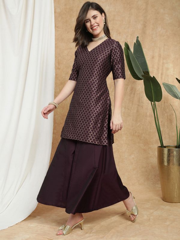Globus Women Maroon V-Neck Short Sleeves Brocade Jaal Print Kurti With Flared Palazzo Festive Set