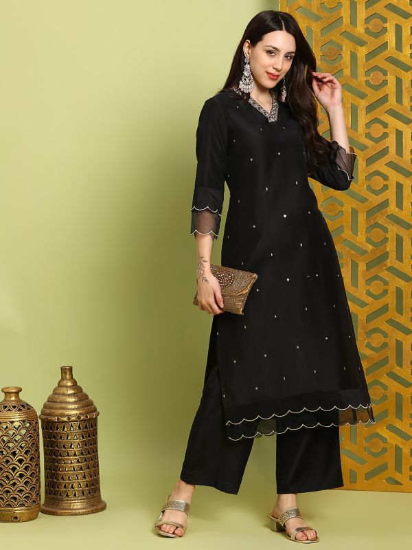 Globus Women Black Sequin Embroidered V-Neck Scalloped Hem Straight Kurta With Wide Leg Pants Festive Set
