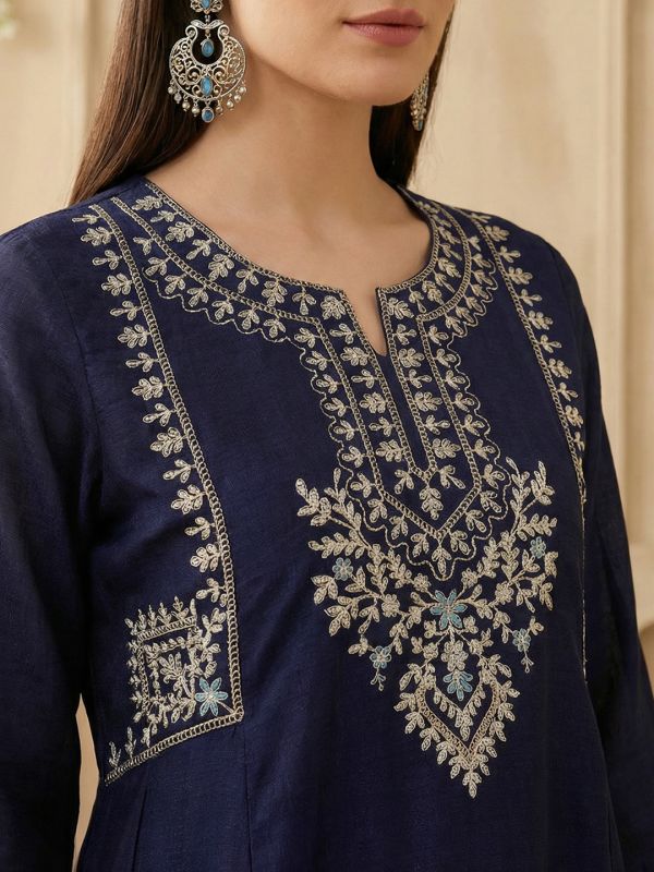 Globus Women Navy Blue Floral Embroidered Zari Yoke Detail Round Neck Panelled Anarkali Festive Kurta