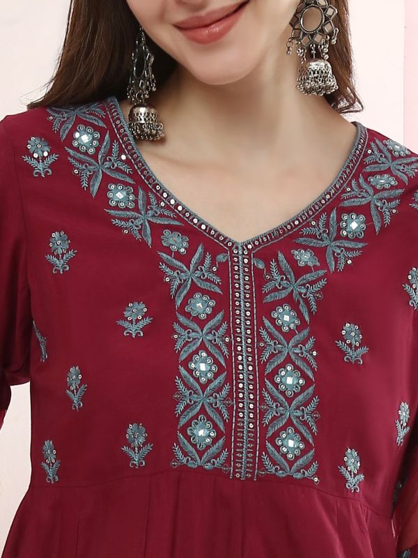 Globus Women Magenta V-Neck Sequinned Embroidered Yoke Scalloped Hem A-Line Kurta with Pants Festive Set