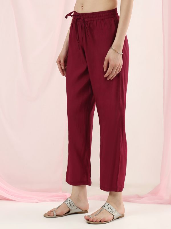 Globus Women Magenta V-Neck Sequinned Embroidered Yoke Scalloped Hem A-Line Kurta with Pants Festive Set