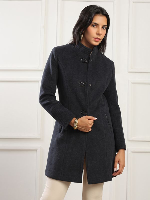 Globus Women Navy Mock Collar Long Sleeves Solid 2 Zipper Pockets Soft Functional Hip Length Winterwear Overcoat