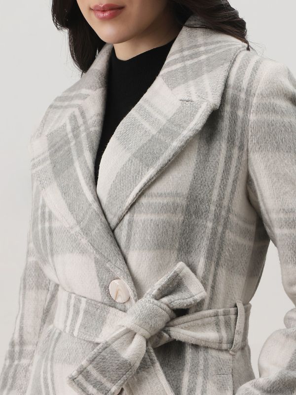 Globus Women White Notched Lapel Long Sleeves Checkered Self Design Winter Wear Overcoat with Belt