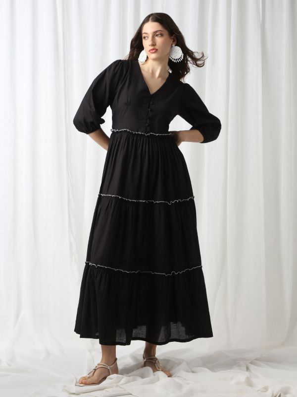 Globus Women Black V-Neck Puff Sleeves Solid Smocked Gathered Tiered Fit & Flare Maxi Dress