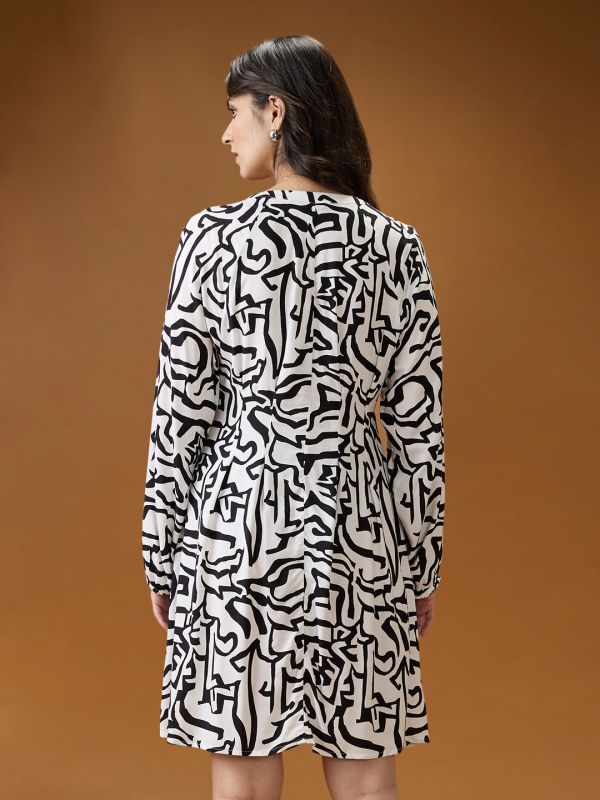 Globus Women Black Mandarin Collar Raglan Sleeves Abstract Print Pleated Detail Mini A-Line Shirt Dress