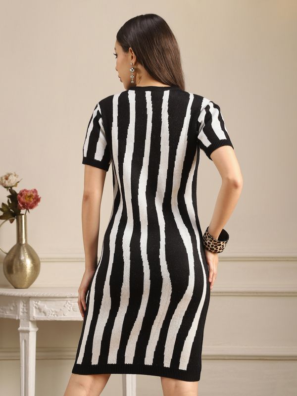 Globus Women Black & White Acrylic Abstract Print Round Neck Ribbed Hem Bodycon Mini Dress