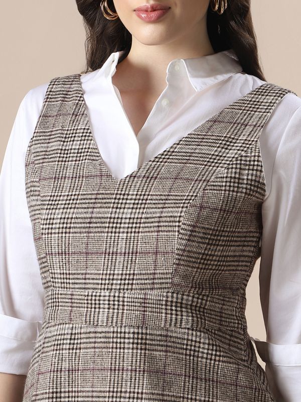 Globus Women Brown Checkered V-Neck Sleeveless Fit & Flare Mini Dress