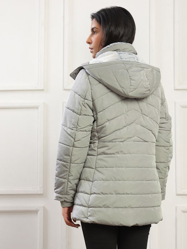 Globus Women Grey Mock Neck Winter Wear Insulator Puffer Jacket With Detachable Soft Functional Hood