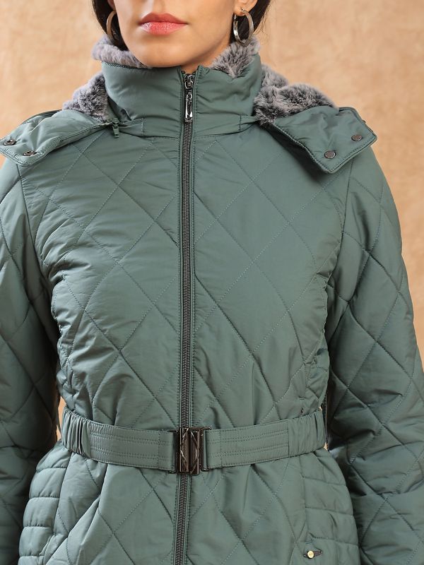 Globus Women Green Mock Neck Front Zip Belted Winter Wear Insulator Puffer Jacket With Detachable Soft Functional Hood