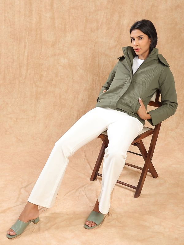 Globus Women Olive Mock Neck Long Sleeves 2 Pockets Self Design Winter Wear Insulator Puffer Jacket With Attached Hood