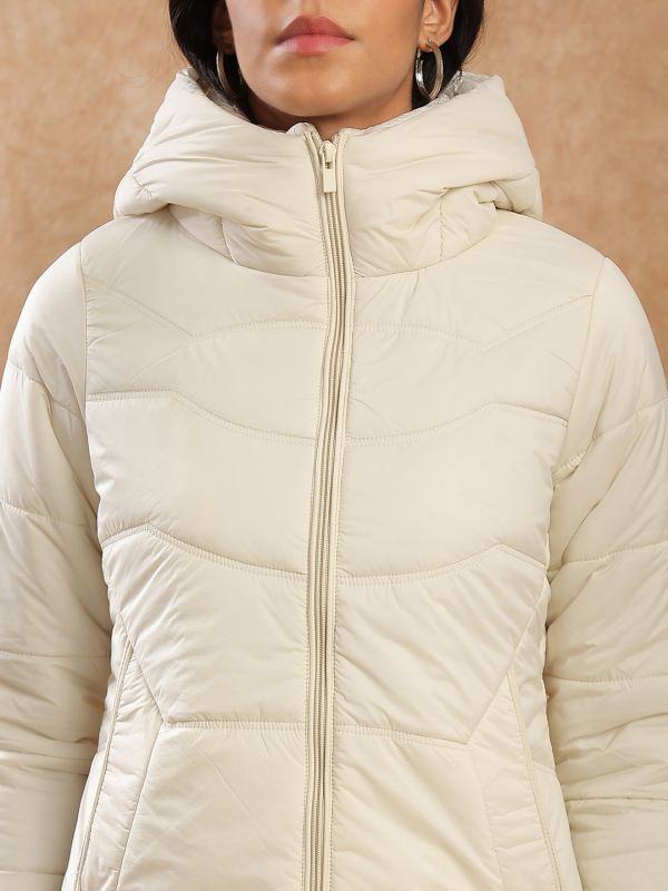 Globus Women Beige Long Sleeves Front Zip 2 Pockets Hooded Winterwear Puffer Jacket