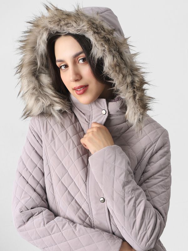 Globus Women Mauve Mock Neck Winter Wear Insulator Puffer Jacket With Detachable Faux Fur Hood